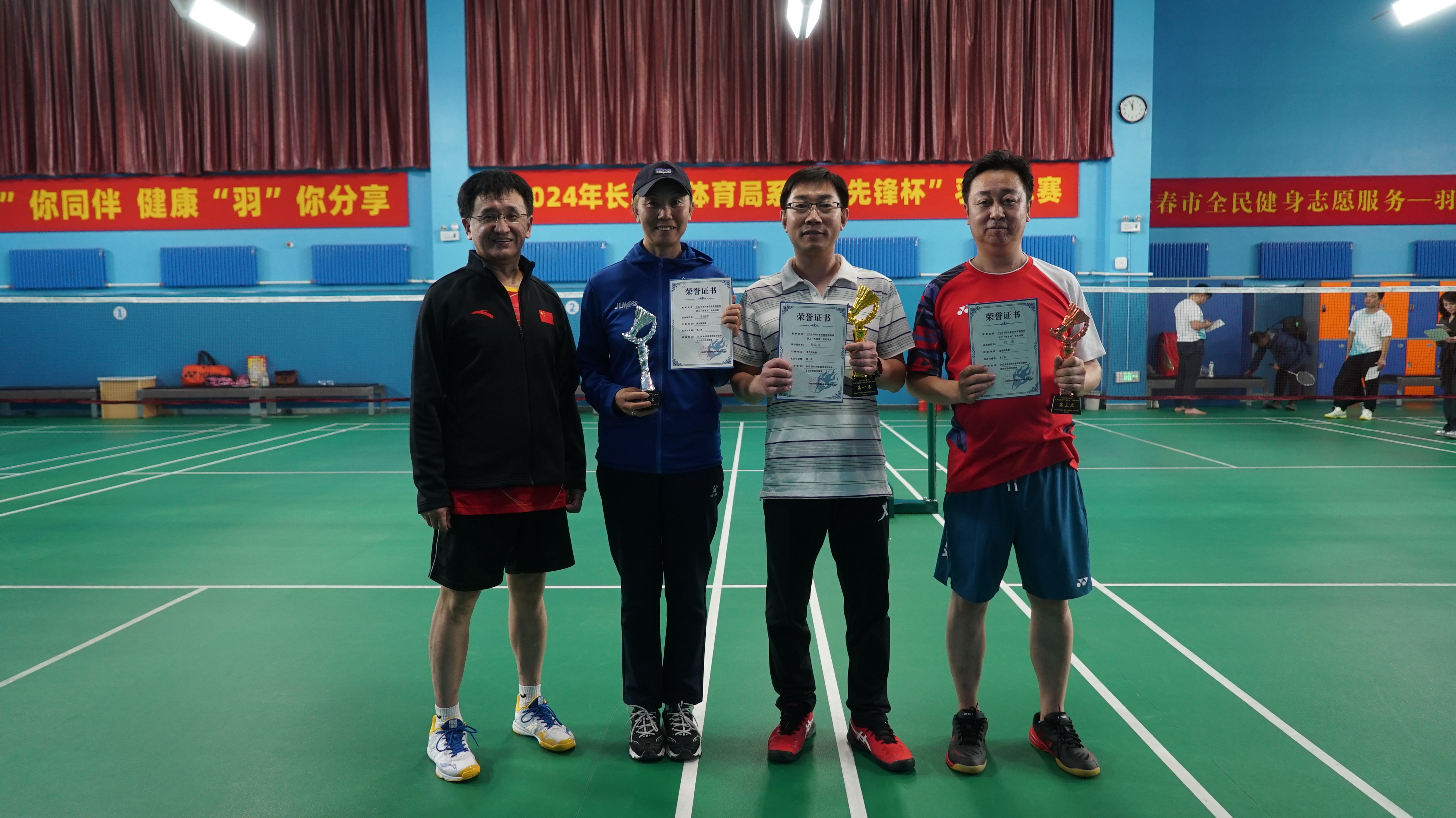 羽毛球3.jpg